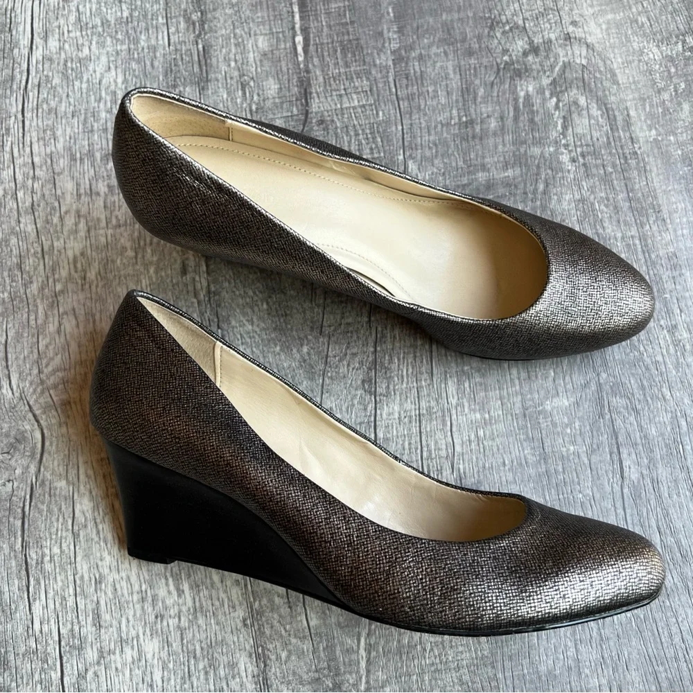 Calvin Klein Yana Wedges Pointy Shoes Size 8.5